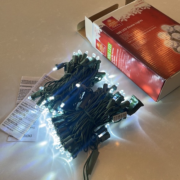 Home Accents 100 LED Lights - Picture 3 of 3